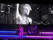 5 Seconds of Summer / Pale Waves on Jul 21, 2022 [821-small]