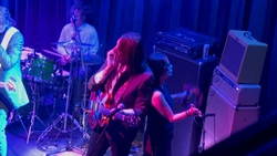 The Suburbs / Mary Bue on Nov 3, 2023 [271-small]