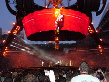 U2 / Lenny Kravitz on Jun 4, 2011 [234-small]