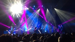 M83 / Yeasayer on Oct 25, 2016 [331-small]