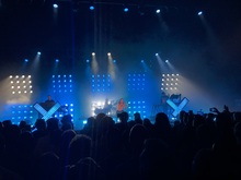 CHVRCHES / Lo Moon on Sep 29, 2018 [376-small]