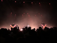 CHVRCHES / Lo Moon on Sep 29, 2018 [377-small]