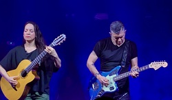 Rodrigo y Gabriela on Nov 7, 2023 [234-small]