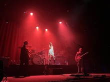 Wolf Alice / Crows on Oct 17, 2022 [428-small]