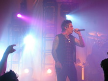Papa Roach / Kill Hannah on Nov 7, 2009 [775-small]
