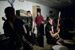Dads / Cove / Run Forever / La Armada on Apr 11, 2013 [813-small]