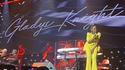 Gladys Knight on Nov 11, 2023 [001-small]