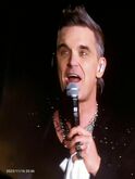 Robbie Williams on Nov 16, 2023 [541-small]