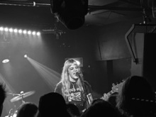 Caitlin in full voice, wych elm / Cuckoo Spit / Bella Artois on Nov 17, 2023 [302-small]