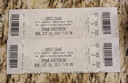 Chris Isaak on Oct 30, 2023 [775-small]