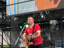 James Dean Bradfield on Sep 29, 2019 [855-small]