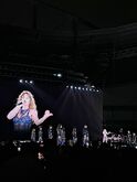 Taylor Swift / Sabrina Carpenter on Nov 18, 2023 [886-small]