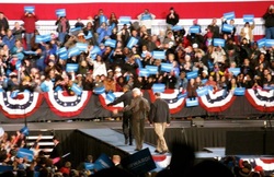 President Barack Obama / President Bill Clinton / Dave Matthews & Tim Reynolds on Nov 3, 2012 [277-small]