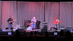 Liz Phair / Blondshell on Nov 24, 2023 [552-small]