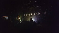 Gavin James on Sep 30, 2017 [570-small]