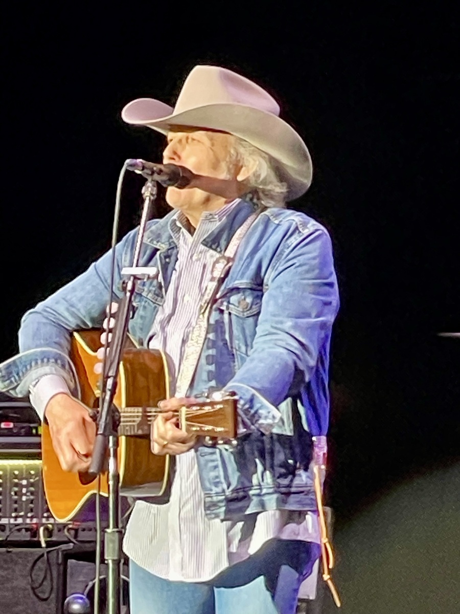 The Mavericks Concert & Tour History (Updated for 2024 2025