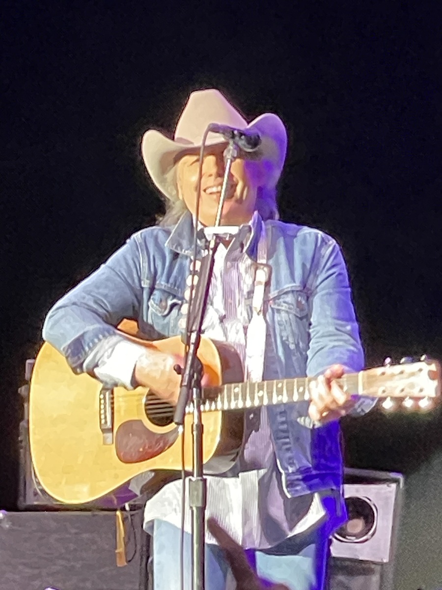Dwight Yoakam And The Mavericks Tour 2025 Jodie