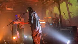 DIIV / Ditz on Aug 24, 2022 [128-small]
