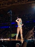 Taylor Swift / Sabrina Carpenter on Nov 26, 2023 [238-small]