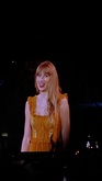 Taylor Swift / Sabrina Carpenter on Nov 25, 2023 [724-small]