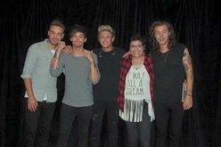 One Direction / Icona Pop on Aug 20, 2015 [140-small]
