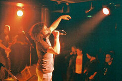 Freewheeler, Camden Underworld, 23 Apr 2002, love/hate / Freewheeler on Apr 23, 2003 [672-small]