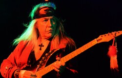 Uli Jon Roth / The Strayin Sparrows on Sep 1, 2017 [857-small]