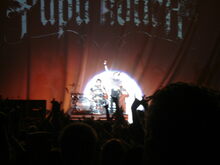 Hinder / Revelation Theory / Papa Roach / Buckcherry on Aug 28, 2007 [865-small]