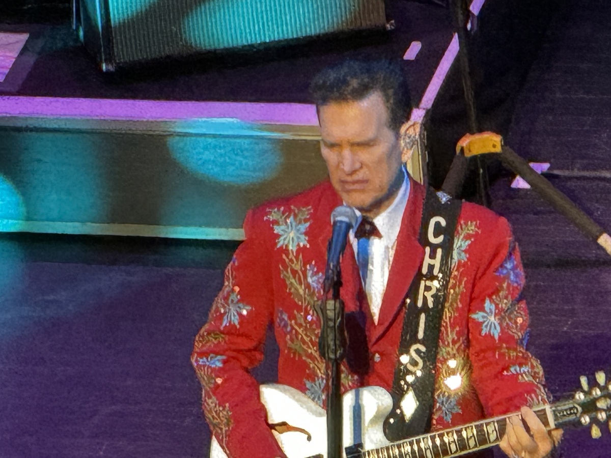 Chris Isaak Concert & Tour History (Updated for 2024) Concert Archives