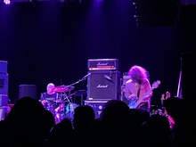 tags: Dinosaur Jr. - Dinosaur Jr. / Luluc / Kevin Corrigan / Steve Nowicki / Kurt Vile / Lee Ranaldo on Dec 3, 2023 [701-small]