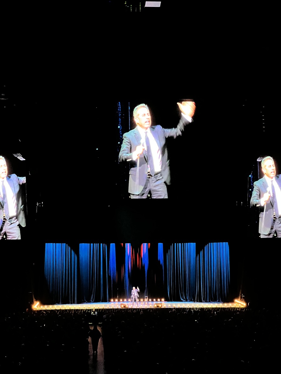 Jerry Seinfeld Concert & Tour History (Updated for 2024) Concert Archives