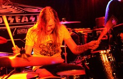 Zodiac / RavenEye / Honeymoon Disease on Sep 22, 2016 [045-small]