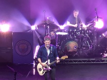 Noel Gallagher's High Flying Birds / Gaz Coombes on May 9, 2019 [989-small]