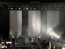 Noel Gallagher's High Flying Birds / Gaz Coombes on May 9, 2019 [991-small]