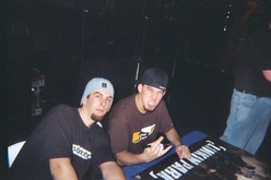 Linkin Park on Mar 15, 2003 [172-small]