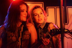 Thundermother / Snakebite on Nov 16, 2016 [106-small]