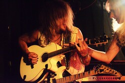 Thundermother / Snakebite on Nov 16, 2016 [119-small]
