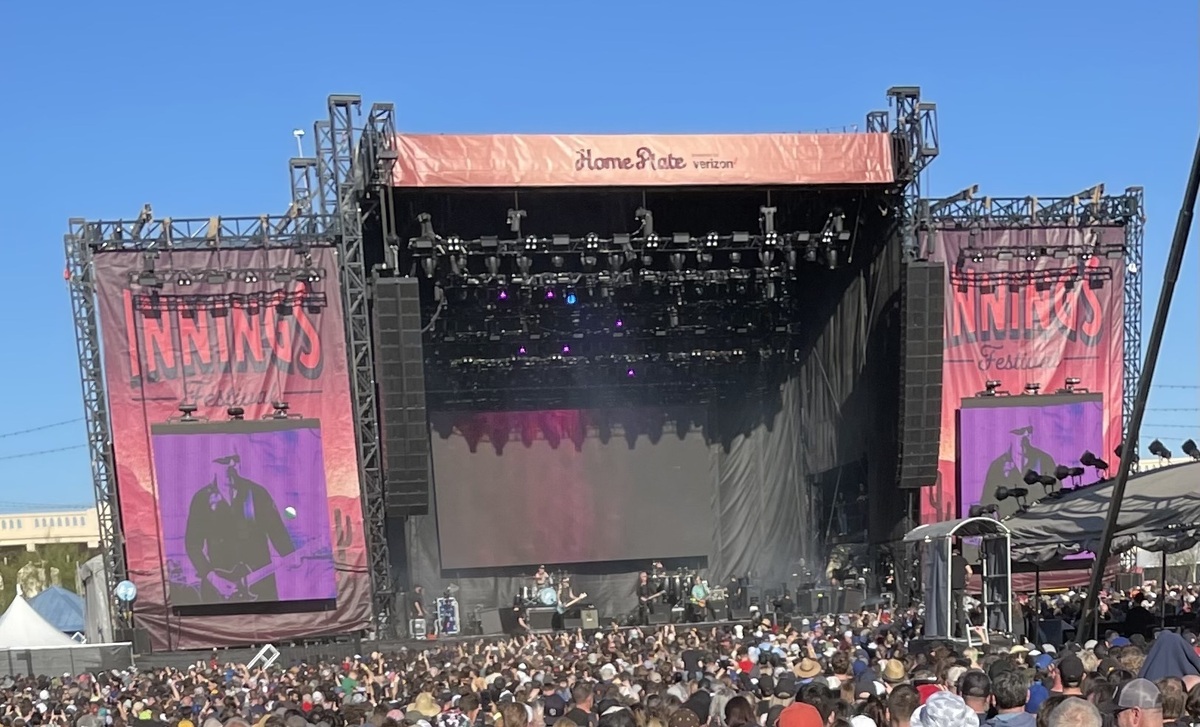 The Offspring Concert & Tour History (Updated for 2024) Concert Archives