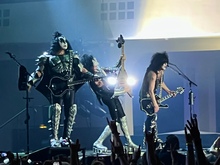 KISS / The New Roses on Jun 24, 2022 [184-small]
