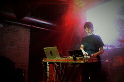 tags: SUIR, Wiesbaden, Hesse, Germany, Kesselhaus, Kulturzentrum Schlachthof Wiesbaden - Esben and the Witch / SUIR on Dec 7, 2018 [279-small]
