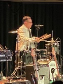 Fred Armisen on Dec 17, 2023 [642-small]