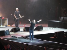 Foo Fighters / The Chats / Teenage Joans on Dec 6, 2023 [615-small]