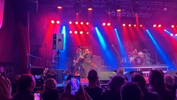 tags: Extreme, Cologne, North Rhine-Westphalia, Germany, Live Music Hall - Extreme / The Last Internationale on Dec 11, 2023 [968-small]