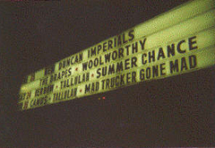 Woolworthy / The New Duncan Imperials / The Drapes on Feb 28, 2001 [999-small]