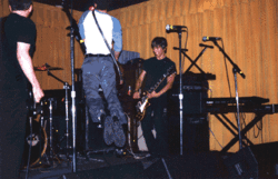 Woolworthy / Box-o-car / Moxy Blue on Jul 6, 2001 [082-small]