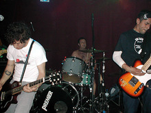 The Pavers / Woolworthy / SPECIAL K on Oct 20, 2002 [204-small]