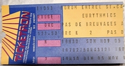 Eurythmics on Nov 5, 1989 [740-small]