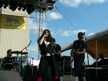 Sara Evans / The Wreckers / Karisa Winett on May 24, 2007 [849-small]