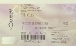The Kills / Georgia Barnes on Oct 19, 2016 [969-small]