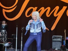Tanya Tucker / Alex Hall on Dec 6, 2023 [054-small]